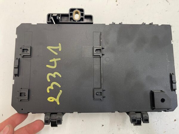 CAJA RELES / FUSIBLES OPEL ASTRA H BER. - Imagen 2