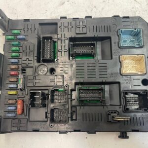 CAJA RELES / FUSIBLES PEUGEOT 407