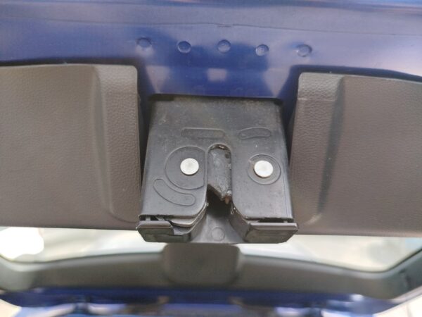 CERRADURA MALETERO / PORTON MAZDA 3 BERLINA