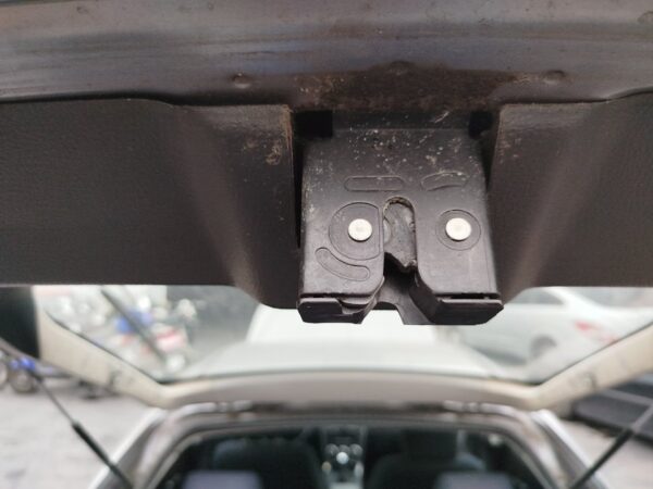CERRADURA MALETERO / PORTON MAZDA 6 BERLINA