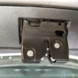 CERRADURA MALETERO / PORTON MERCEDES CLASE C  BERLINA