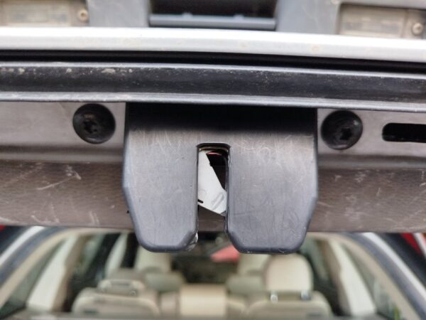CERRADURA MALETERO / PORTON VOLVO XC90