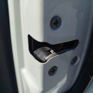 CERRADURA PUERTA DELANTERA DERECHA NISSAN QASHQAI
