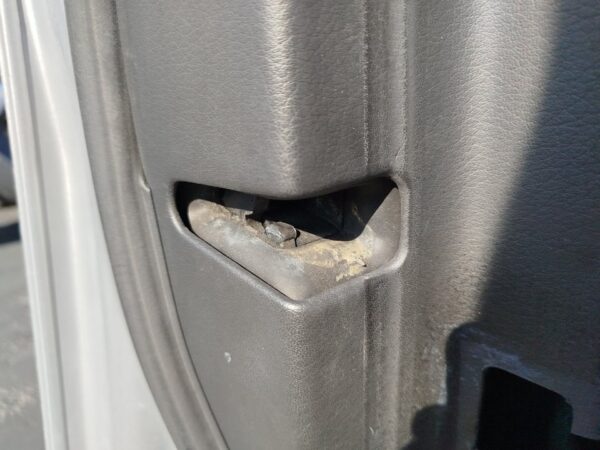 CERRADURA PUERTA DELANTERA IZQUIERDA  AUDI A6 BERLINA