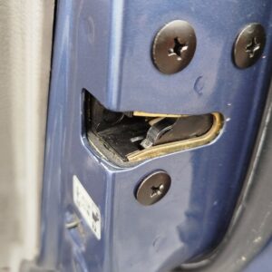 CERRADURA PUERTA TRASERA DERECHA  KIA SORENTO