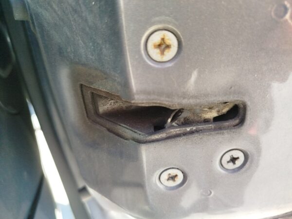 CERRADURA PUERTA TRASERA DERECHA  MAZDA 5 BERL.
