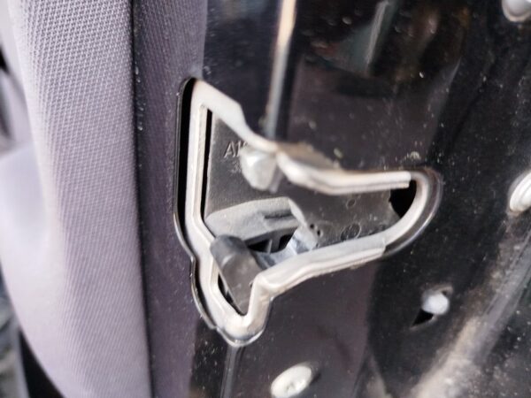 CERRADURA PUERTA TRASERA DERECHA  MERCEDES CLASE A