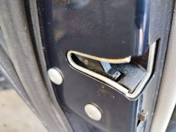 CERRADURA PUERTA TRASERA IZQUIERDA  BMW SERIE 3 BERLINA
