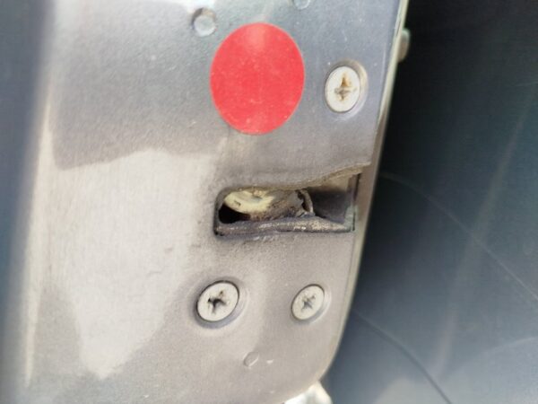 CERRADURA PUERTA TRASERA IZQUIERDA  MAZDA 5 BERL.