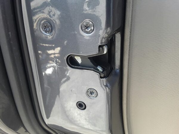 CERRADURA PUERTA TRASERA IZQUIERDA  VOLVO XC90