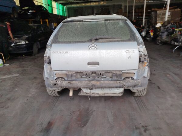 CAJA RELES / FUSIBLES CITROEN C4 BERLINA - Imagen 8