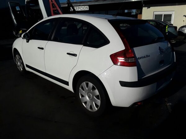 CAJA RELES / FUSIBLES CITROEN C4 BERLINA - Imagen 11