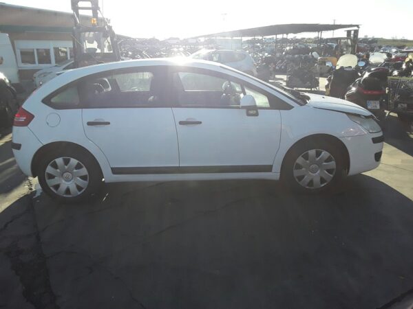 CAJA RELES / FUSIBLES CITROEN C4 BERLINA - Imagen 12