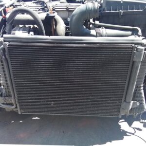 CONDENSADOR / RADIADOR  AIRE ACONDICIONADO AUDI A3