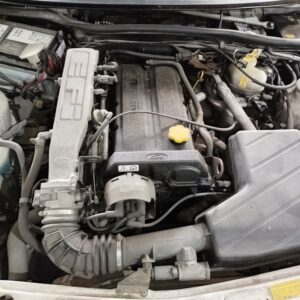 CONDENSADOR / RADIADOR  AIRE ACONDICIONADO FORD SIERRA BERLINA