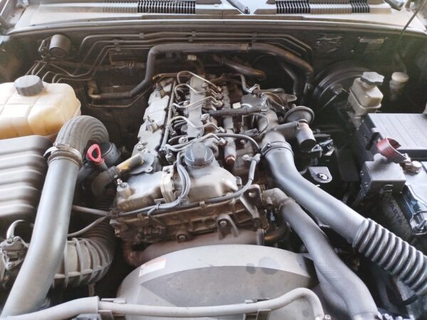 CONDENSADOR / RADIADOR  AIRE ACONDICIONADO SSANGYONG REXTON