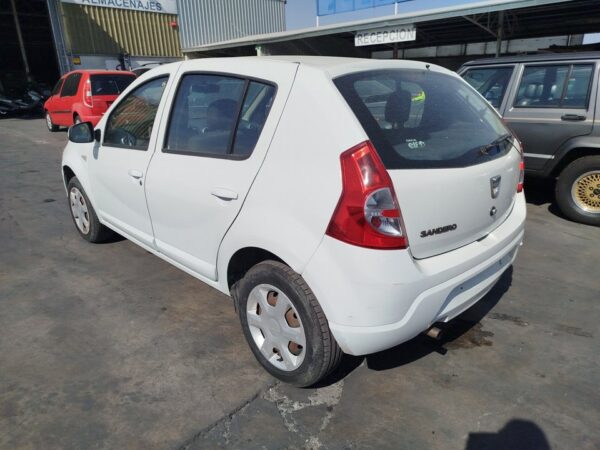 RADIADOR AGUA DACIA SANDERO - Imagen 9