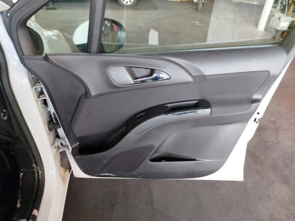ELEVALUNAS DELANTERO DERECHO OPEL MERIVA B