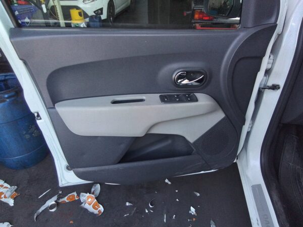 ELEVALUNAS DELANTERO IZQUIERDO DACIA LODGY