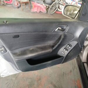 ELEVALUNAS DELANTERO IZQUIERDO MERCEDES CLASE C  BERLINA