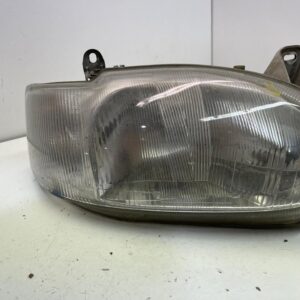 FARO DERECHO FORD ESCORT BERL./TURNIER