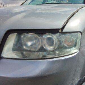 FARO IZQUIERDO AUDI A4 AVANT