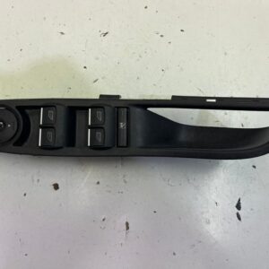 MANDO ELEVALUNAS DELANTERO IZQUIERDO  FORD FOCUS LIM.
