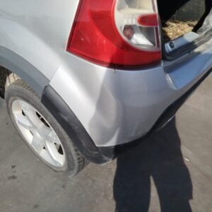 PARAGOLPES TRASERO DACIA SANDERO