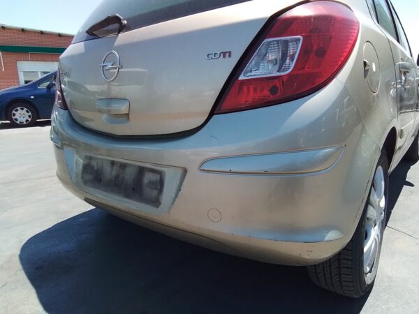 PARAGOLPES TRASERO OPEL CORSA D - Imagen 2