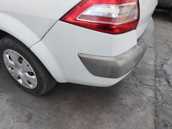 PARAGOLPES TRASERO RENAULT MEGANE II CLASSIC BERLINA