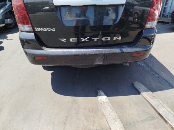 PARAGOLPES TRASERO SSANGYONG REXTON - Imagen 3