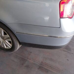 PARAGOLPES TRASERO VOLKSWAGEN PASSAT BERLINA