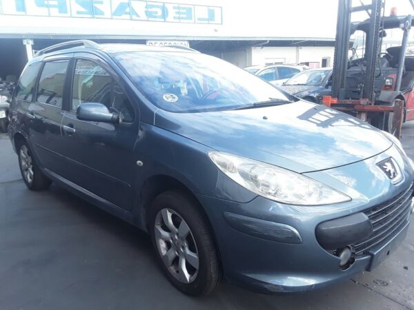 PARAGOLPES TRASERO PEUGEOT 307 BREAK/SW - Imagen 7