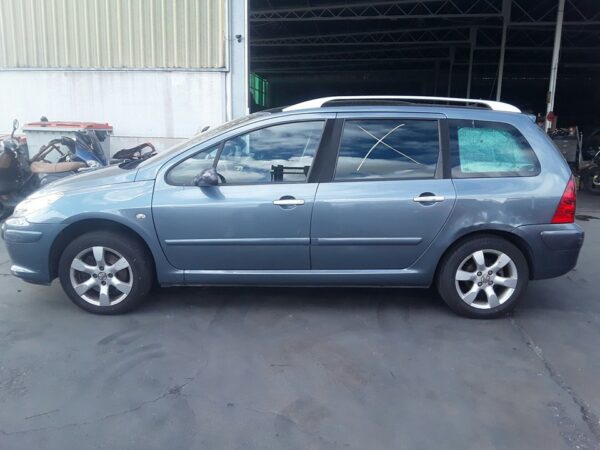 PARAGOLPES TRASERO PEUGEOT 307 BREAK/SW - Imagen 11