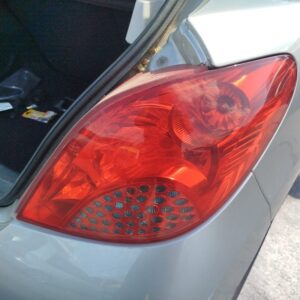 PILOTO TRASERO DERECHO PEUGEOT 207