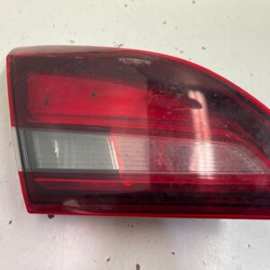 PILOTO TRASERO DERECHO INTERIOR OPEL ASTRA J LIM.