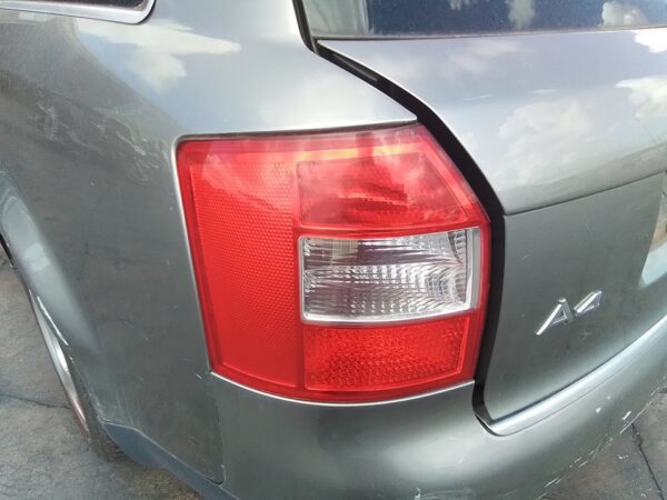 PILOTO TRASERO IZQUIERDO AUDI A4 AVANT
