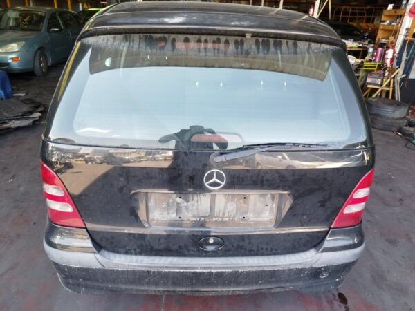 PORTON TRASERO MERCEDES CLASE A