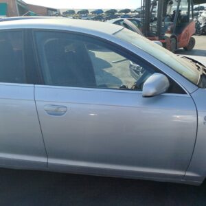 PUERTA DELANTERA DERECHA AUDI A6 BERLINA