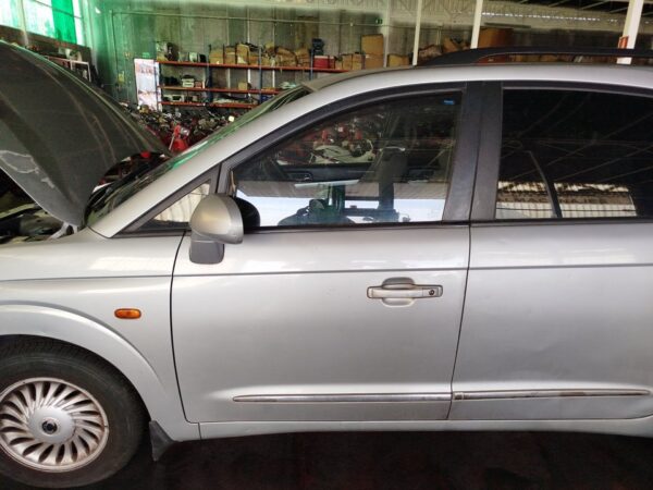 PUERTA DELANTERA IZQUIERDA SSANGYONG RODIUS