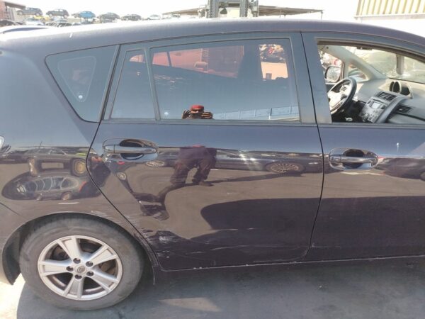 PUERTA TRASERA DERECHA TOYOTA VERSO