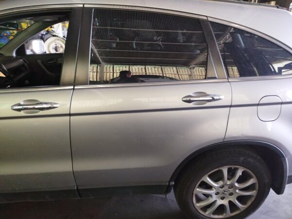 PUERTA TRASERA IZQUIERDA HONDA CR-V