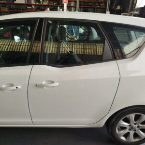 PUERTA TRASERA IZQUIERDA OPEL MERIVA B