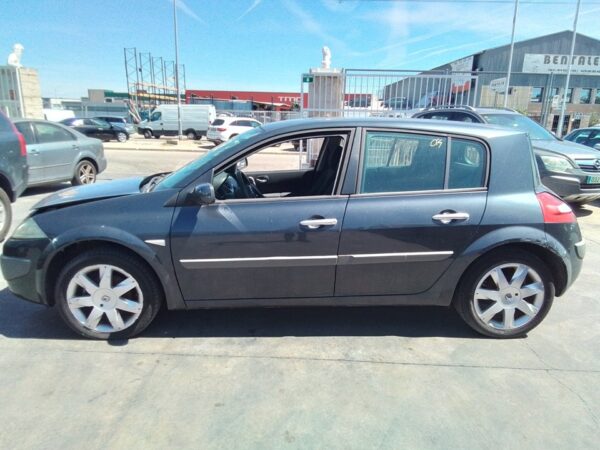 FARO IZQUIERDO RENAULT MEGANE II CLASSIC BERLINA - Imagen 7