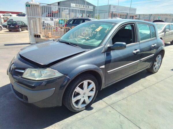 FARO IZQUIERDO RENAULT MEGANE II CLASSIC BERLINA - Imagen 8
