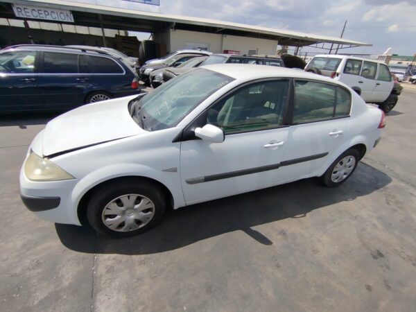 PARAGOLPES DELANTERO RENAULT MEGANE II CLASSIC BERLINA - Imagen 9