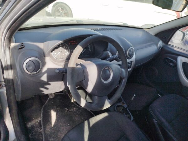 SALPICADERO DACIA SANDERO