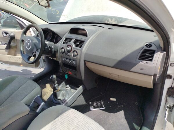 SALPICADERO RENAULT MEGANE II CLASSIC BERLINA - Imagen 2