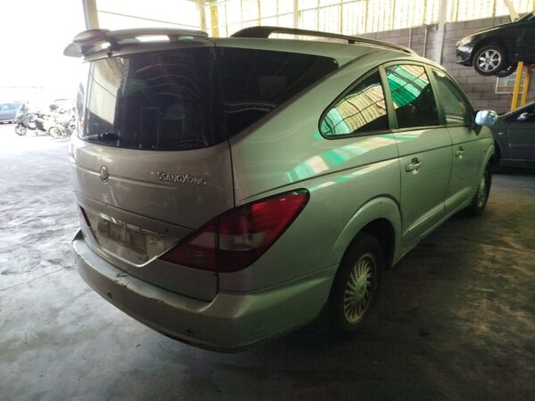 ALETA DELANTERA DERECHA SSANGYONG RODIUS - Imagen 4