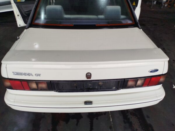 TAPA MALETERO FORD SIERRA BERLINA